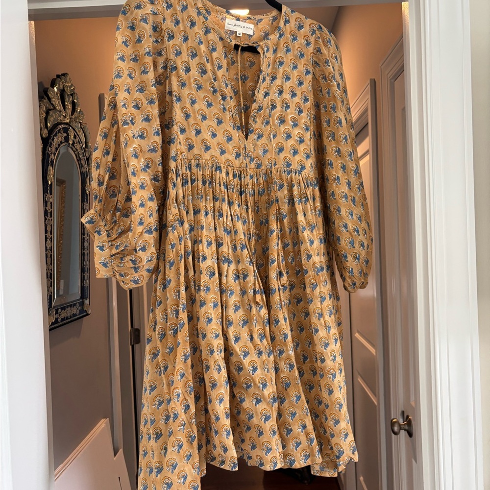 Floral Tie-Front Dress in Tan and Blue